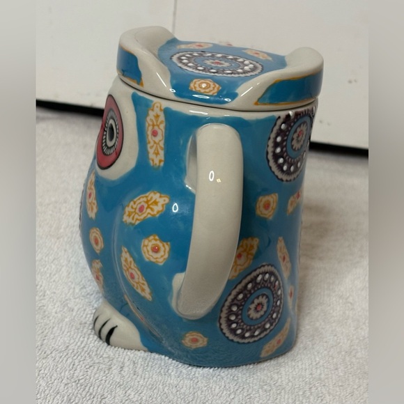 Vintage Ceramic Owl Teapot Hand Painted and Enamled Pottery Tea Pot by Royal - Picture 3 of 10